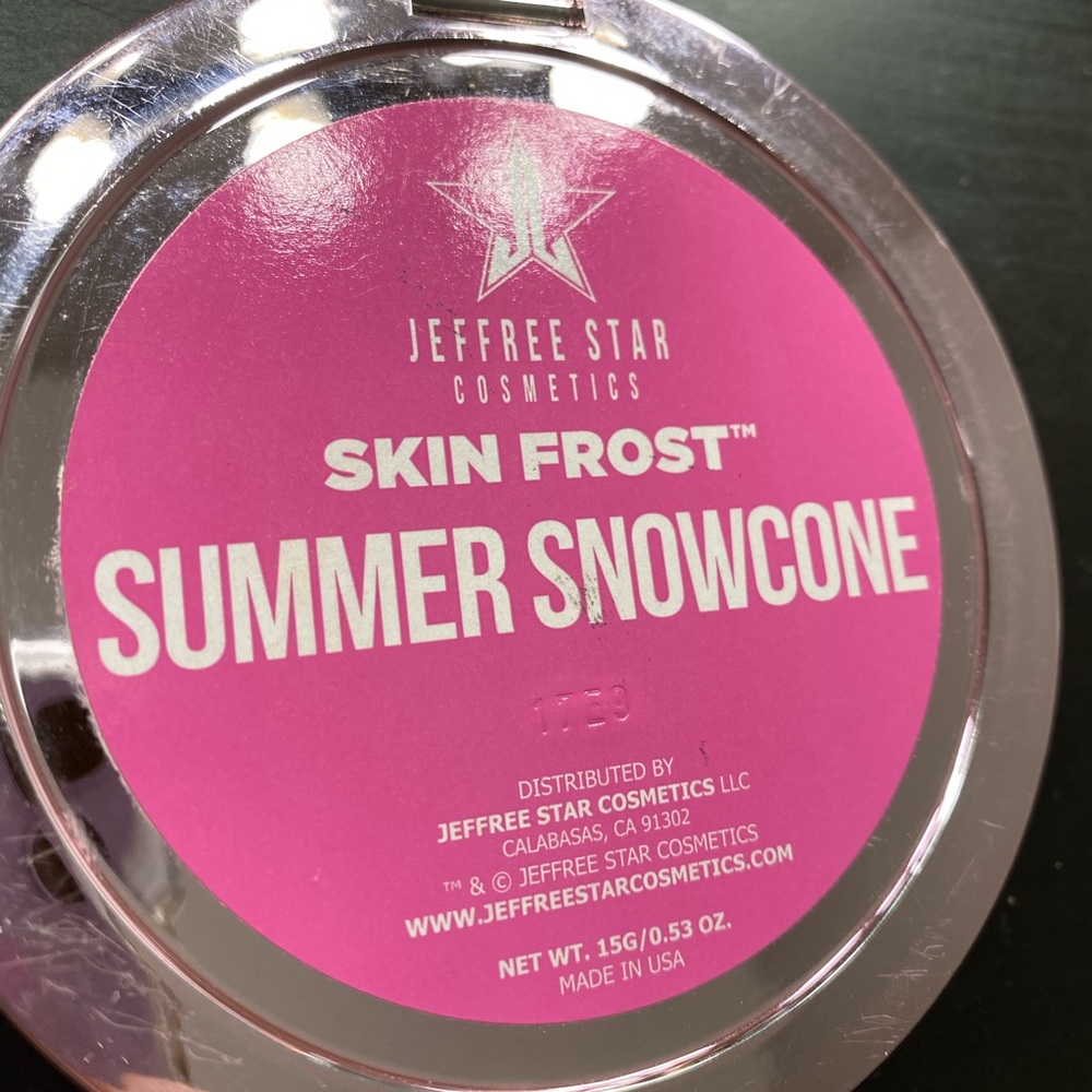 Jeffree Star ‘Summer Snowcone’ Highlighter